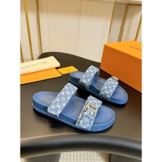 Louis Vuitton Slippers